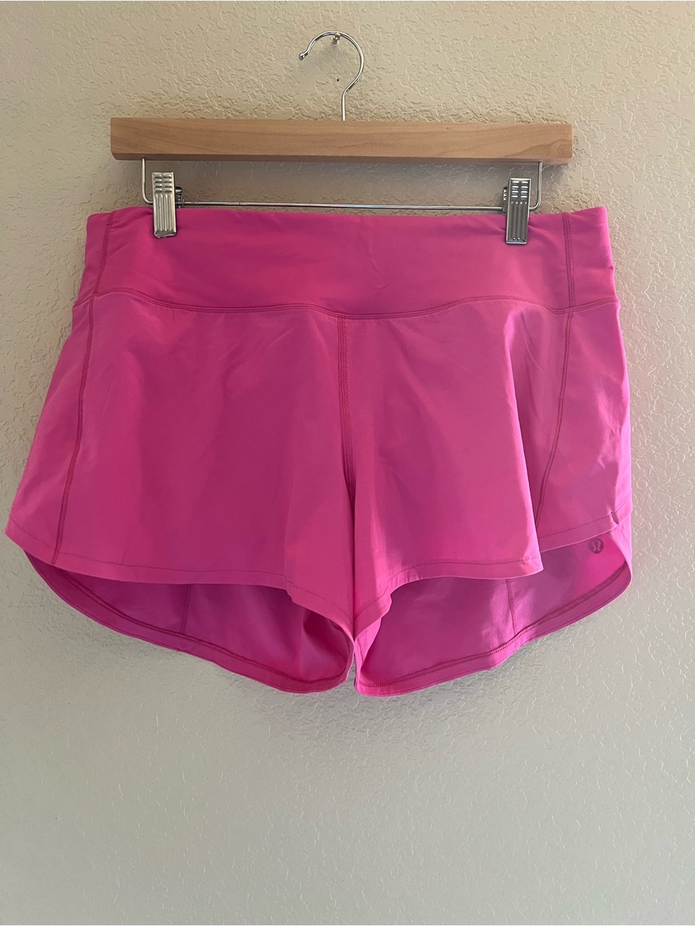 Lululemon Speed Up Shorts 4”